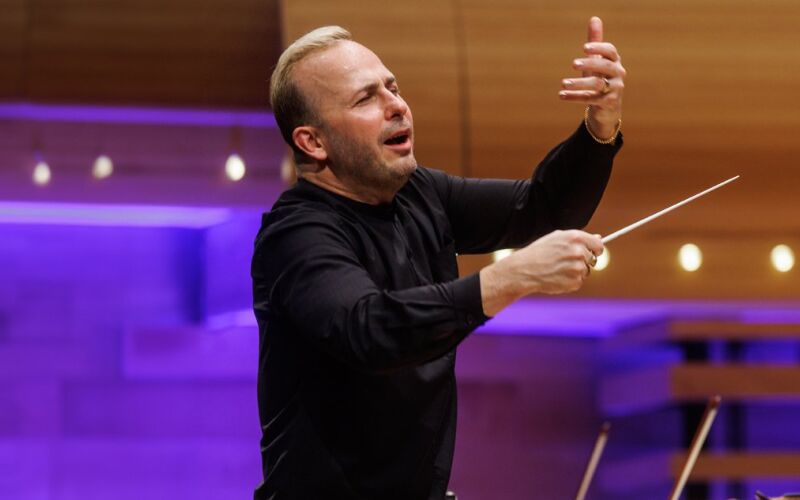Ravel | Assiginaak | Saint-Säens | Tchaïkovsky