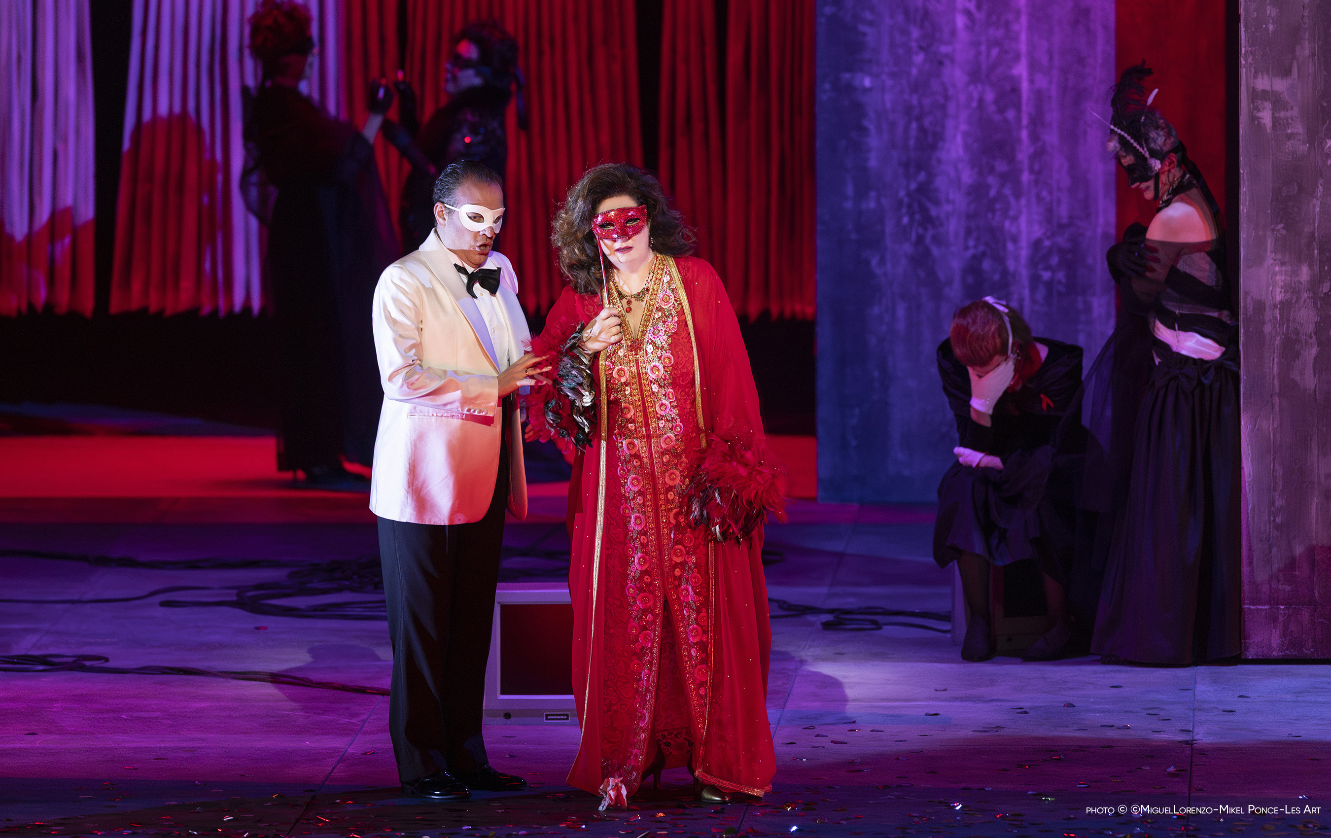【中古】 Un Ballo in Maschera / Verdi: Un Ballo in maschera - Palau de les Arts, Valencia | mezzo.tv