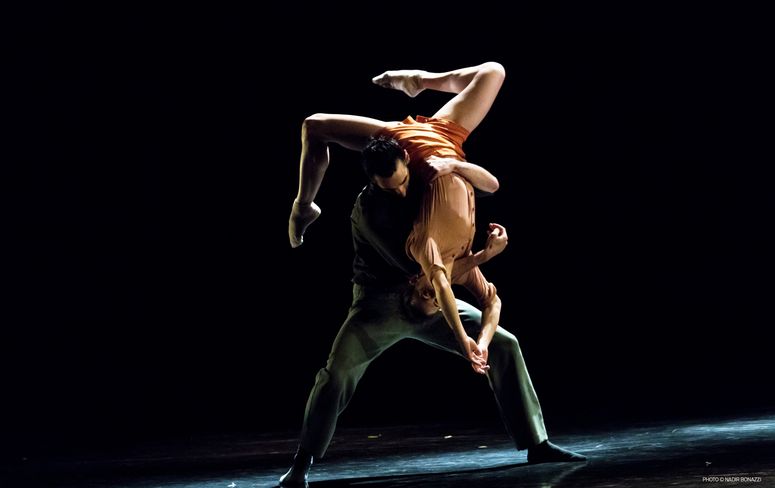 その他 La Grande Danza: Aterballetto in Milan [DVD] n5ksbvb 101a7304-12124-1278361_1.jpg