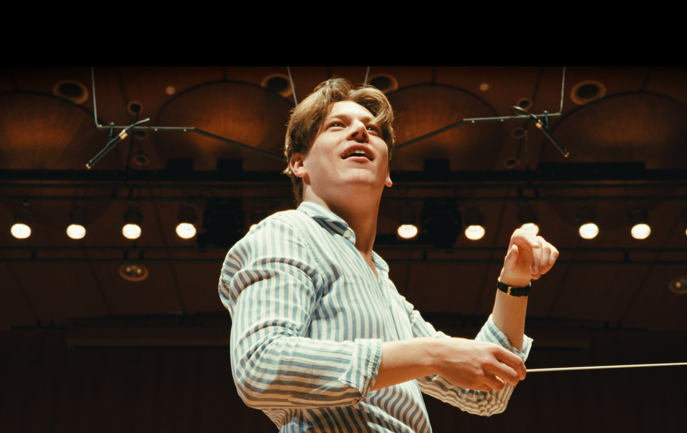Mouvements - The Asian tour of the Orchestre de Paris | mezzo.tv